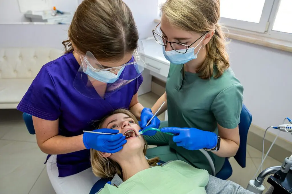 emergency dentist